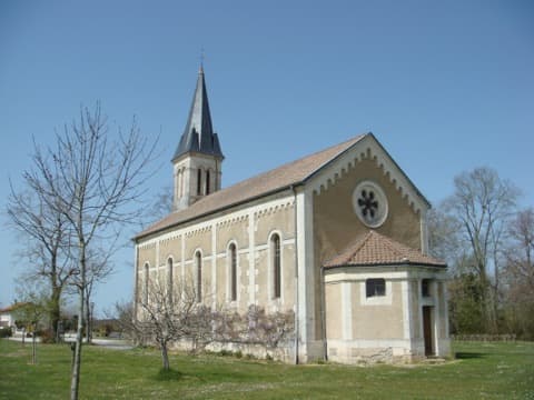 Couvreur Angoumé
