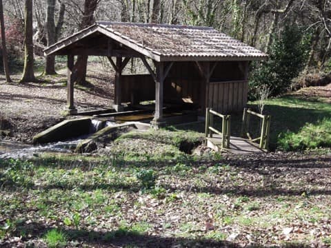 Couvreur Mées